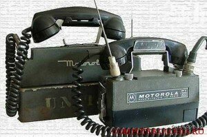 Первый телефон Motorolla